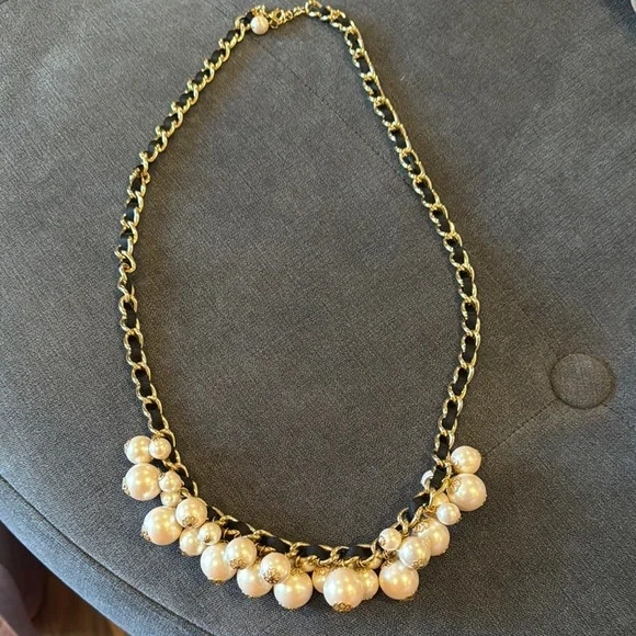 Kate Spade Gold and Cream Necklace with Pearls - Picture 2 of 3